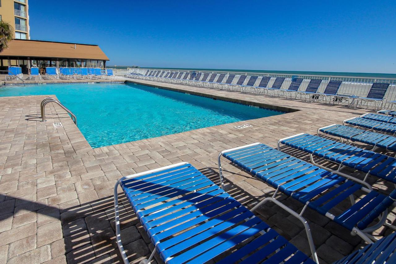 Sands Ocean Club 1629/1630 Apartamento